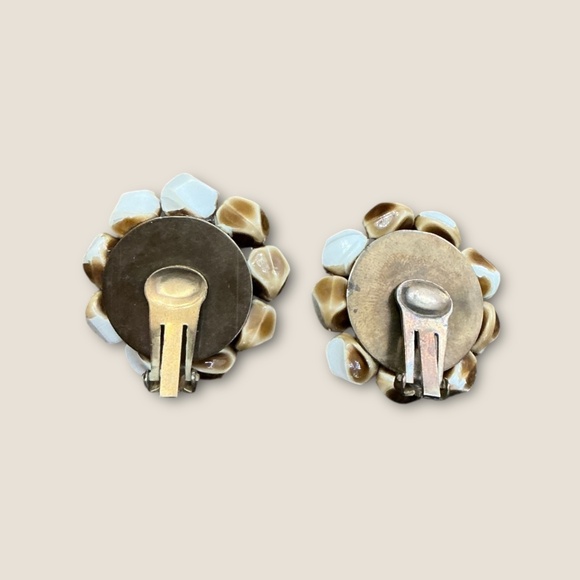 Vintage Beaded Clip On Earrings - Picture 3 of 4